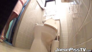Private🤫 moment captures sultry Japanese girls using the restroom
