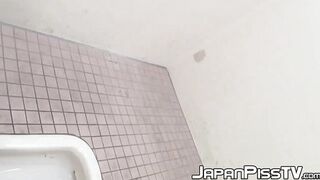 Japanese girls pee in public restrooms and get secretly filmed