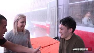 Beauty Slender Julia Parker first time fucking in public