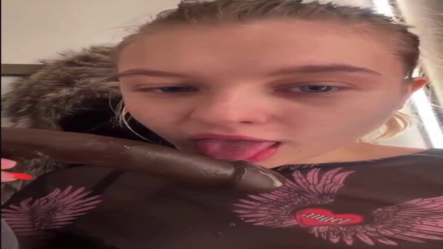 Soaked and lustful fresh gives a deepthroat sucking in the changing room