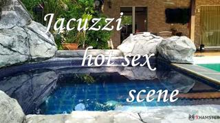 Russian couple heats up in outdoor jacuzzi